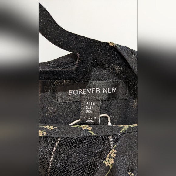 Forever New midi maxi black floral evening dress - Picture 7 of 7